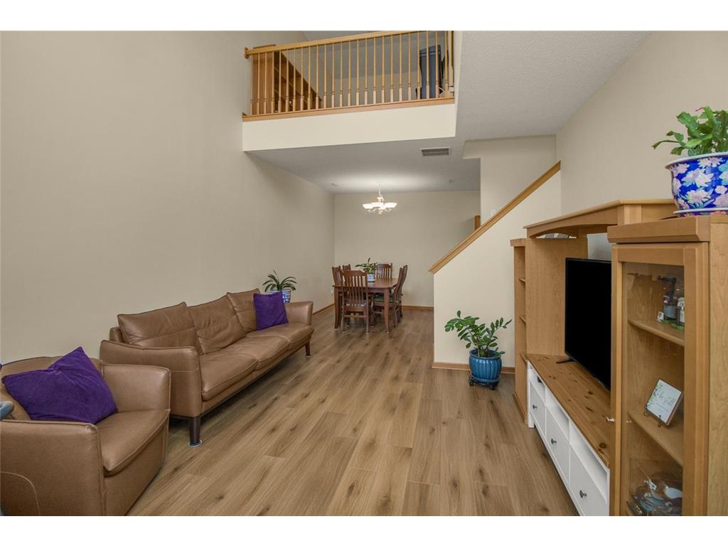 1562 Liberty Circle Shakopee MN 55379 6819334 image3