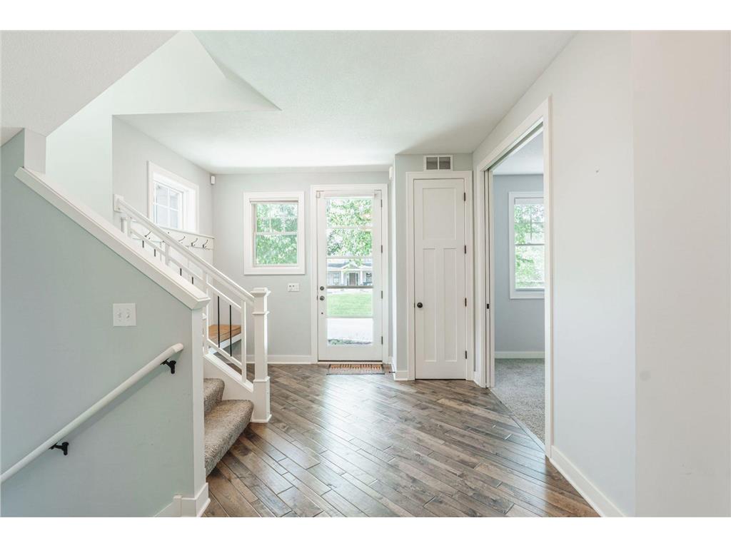 15622 Michele Lane Eden Prairie MN 55346 7081284 image4