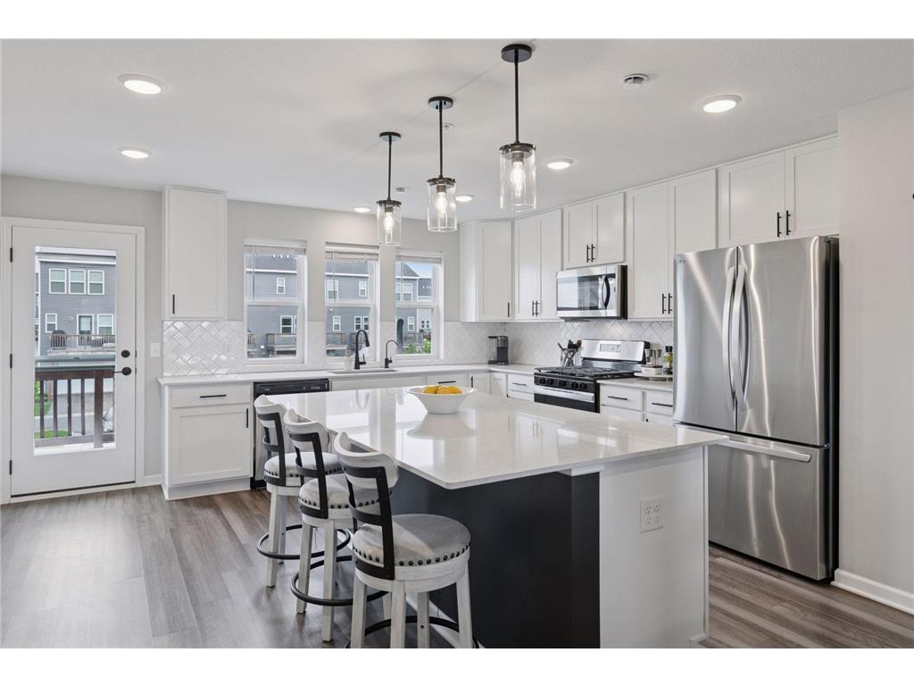 15623 Fairbrook Court Apple Valley MN 55124 6742847 image1