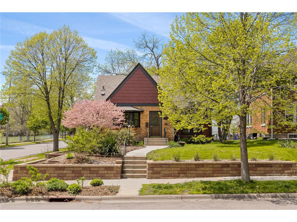 1563 Dunlap Street N Saint Paul MN 55108 6538321 image1