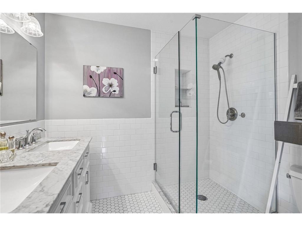 15631 Skyline Avenue NW Prior Lake MN 55372 - Upper Prior 7069845 image27