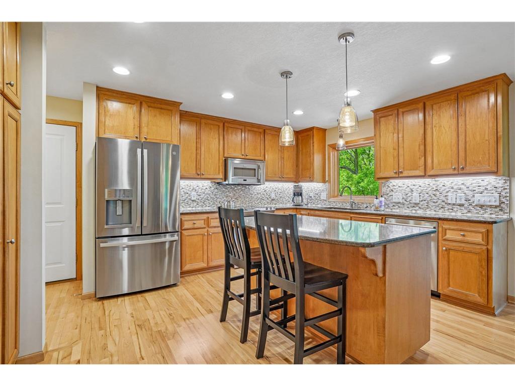15631 Skyline Avenue NW Prior Lake MN 55372 - Upper Prior 7069845 image3