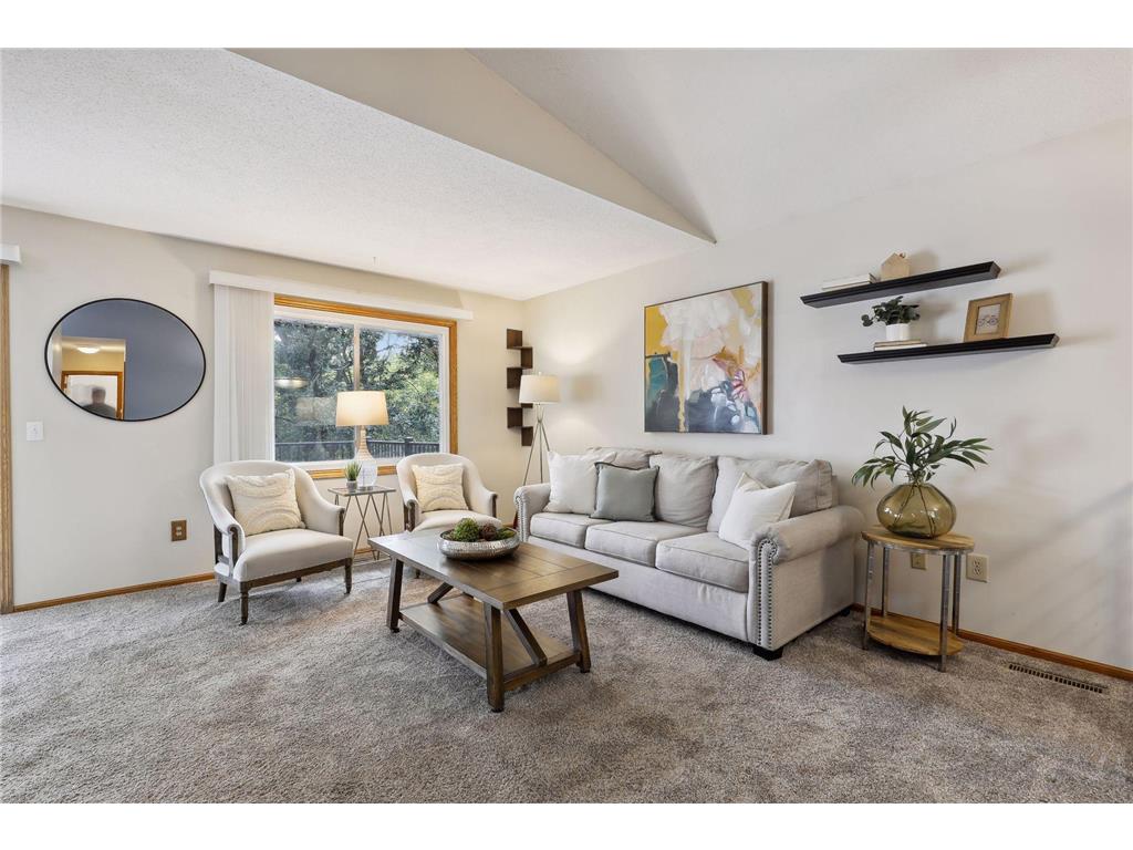 1564 Baylor Court #B Eagan MN 55122 6403587 image1