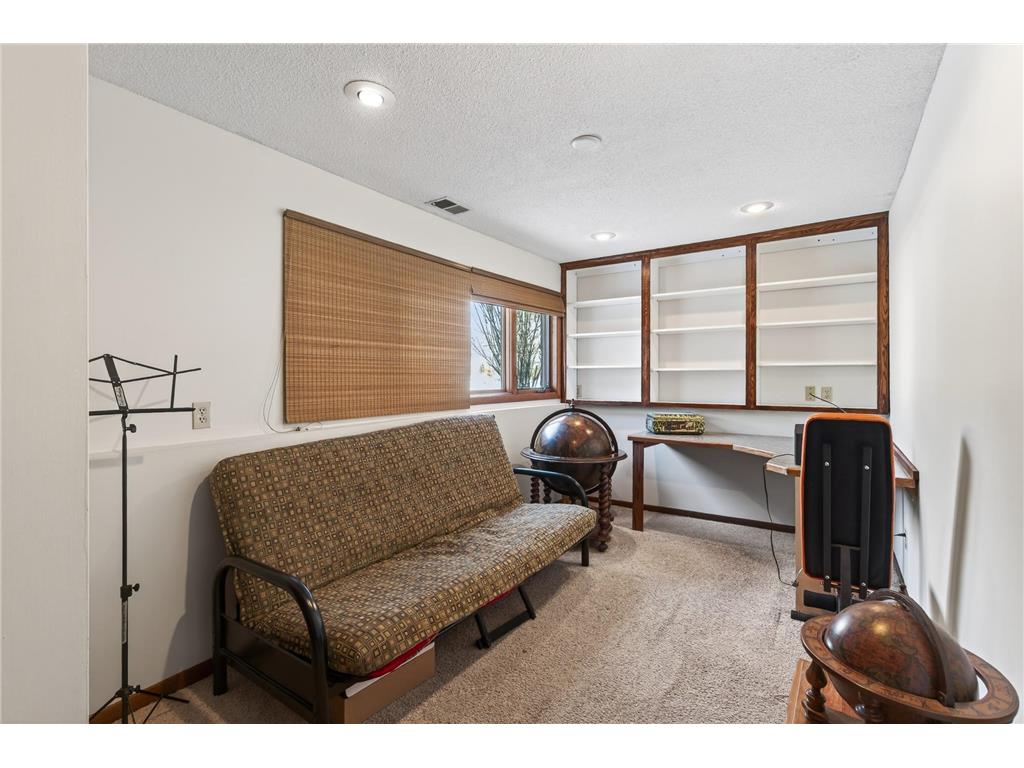 1564 Knoll Drive Shoreview MN 55126 7043351 image16