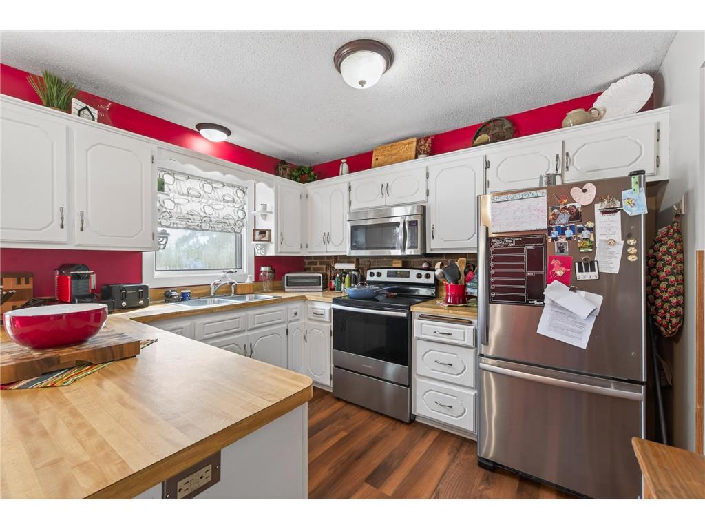 1564 Knoll Drive Shoreview MN 55126 7043351 image4