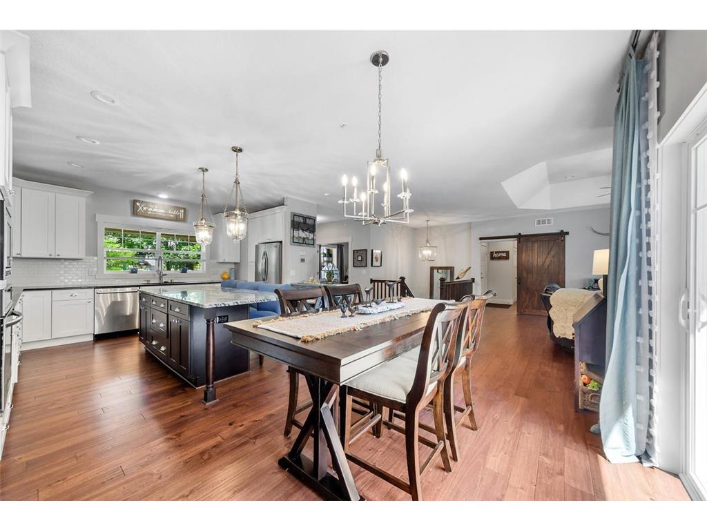 15649 Cobblestone Lake Parkway, Apple Valley, MN, 55124 MLS 6542218