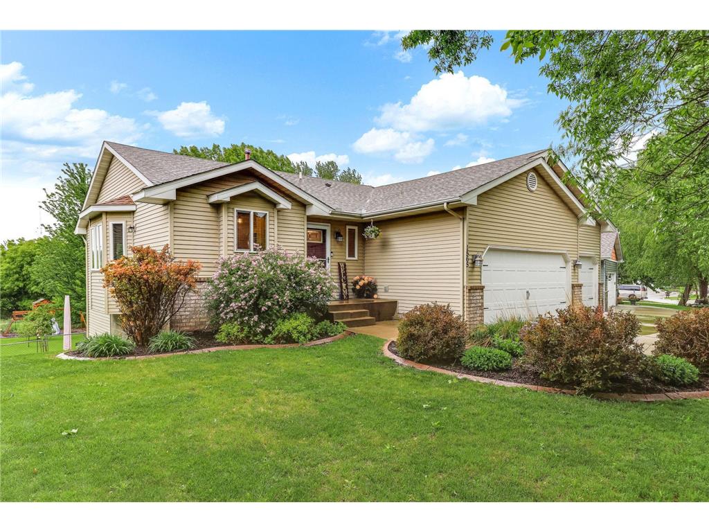 1565 Oak Ridge Circle Monticello MN 55362 6727718 image1