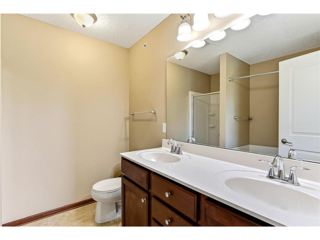 15655 60th Avenue N Plymouth MN 55446 7108564 image34