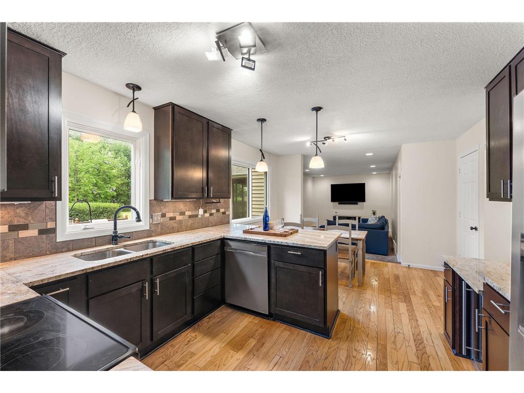 15659 Highview Lane Apple Valley MN 55124 7078050 image6