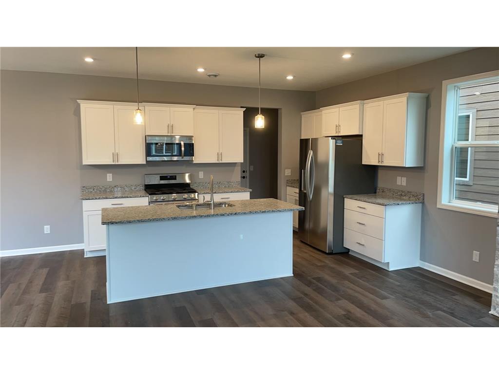 1566 100th Avenue NW Coon Rapids MN 55433 6484680 image1