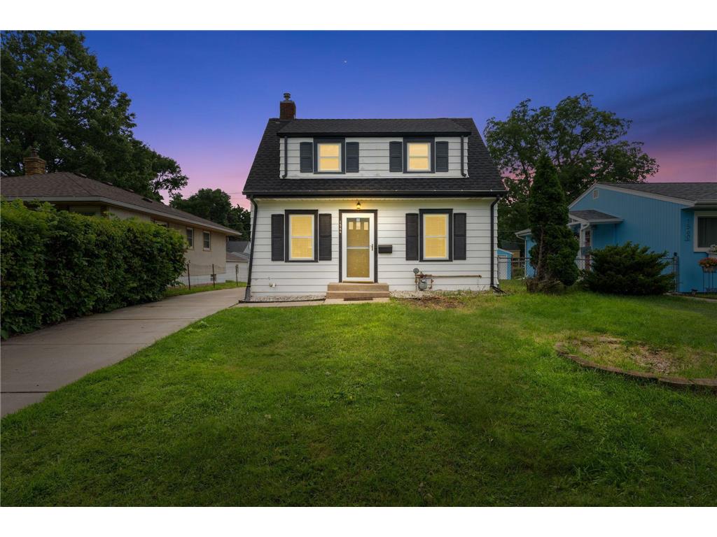 1566 Grotto Street N Saint Paul MN 55117 6728073 image1