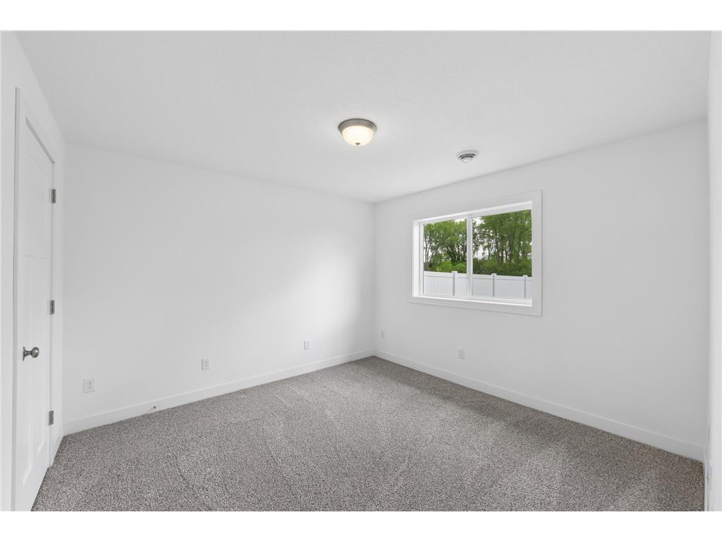 1566 Spruce Street Farmington MN 55024 7051728 image24