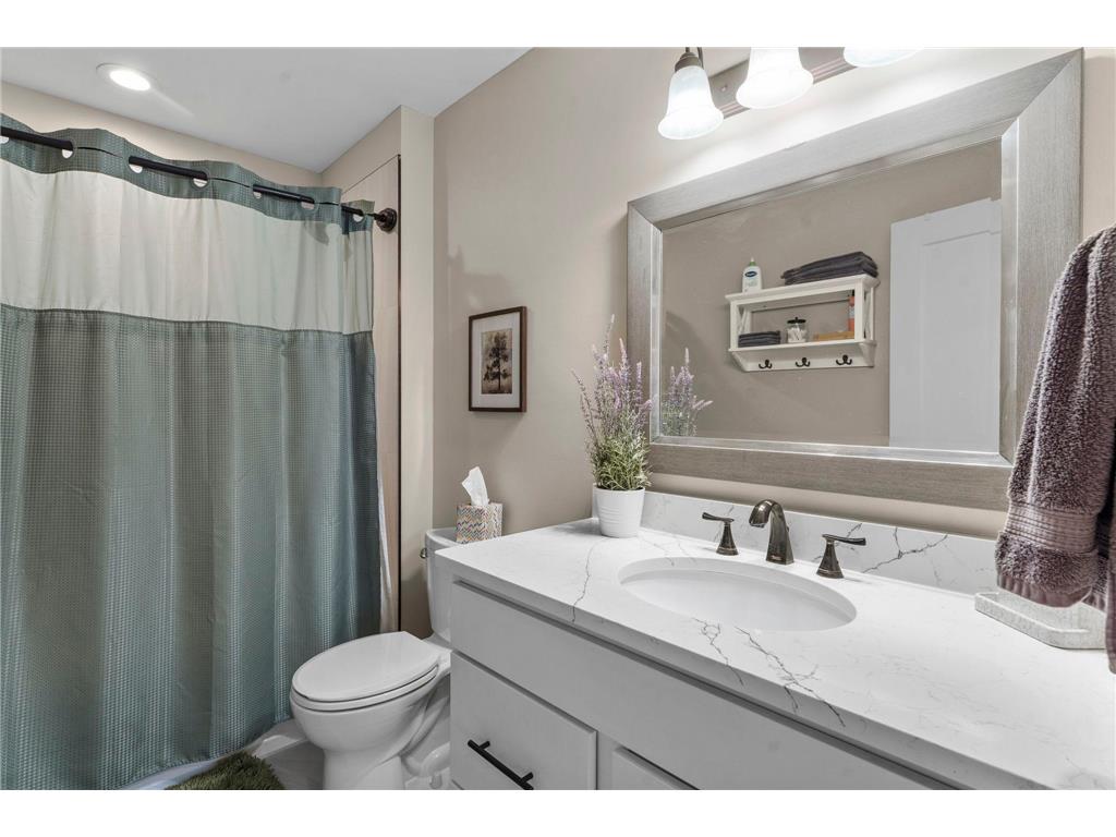 15668 Cobblestone Lake Parkway Apple Valley MN 55124 7052055 image29