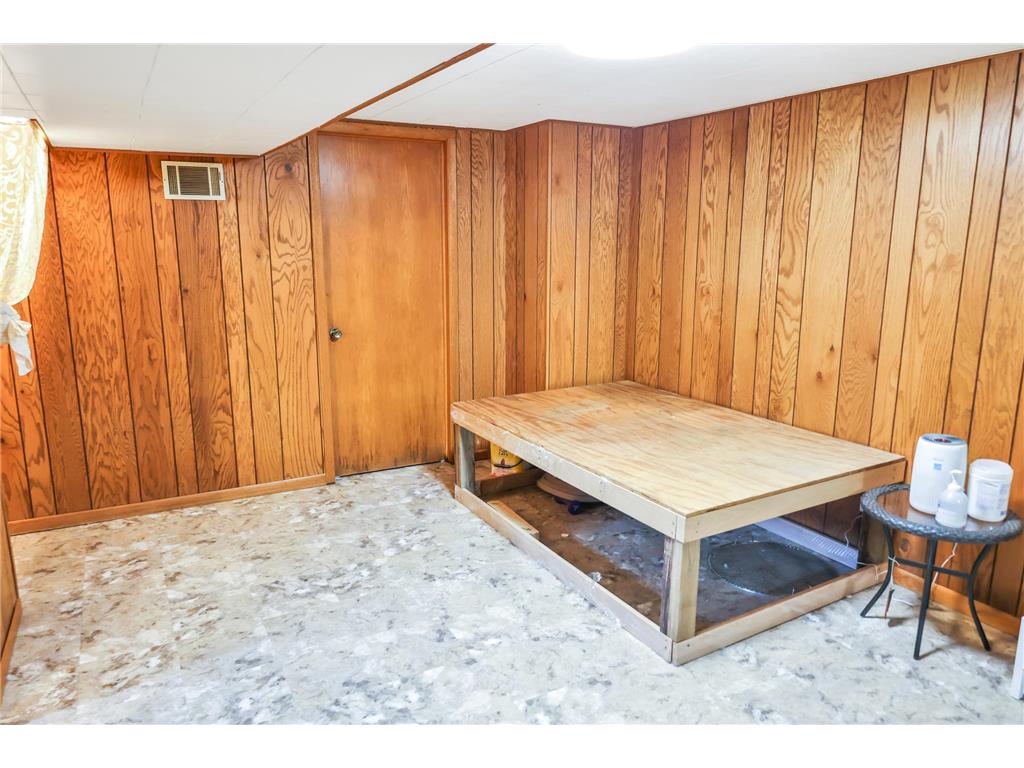 1567 Atlantic Street Saint Paul MN 55106 6782559 image10