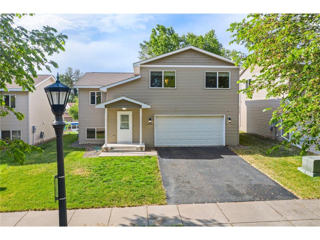 1567 Christie Place Saint Paul MN 55106 6376065 image1