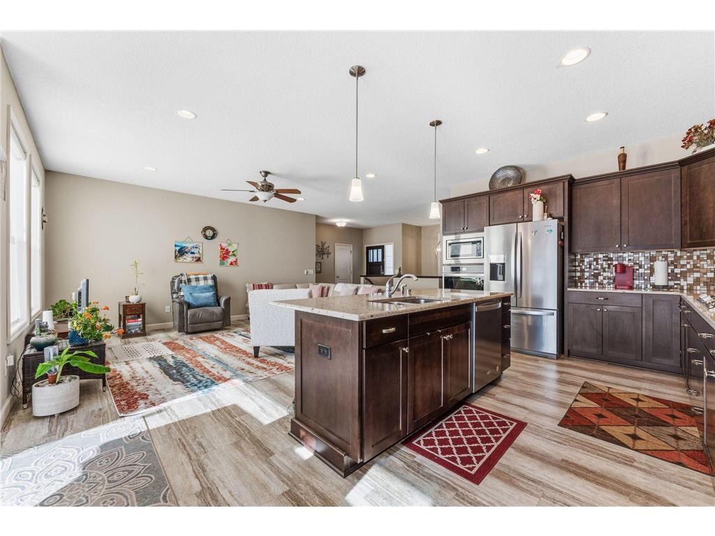 15672 Fairchild Way Apple Valley MN 55124 7046567 image10