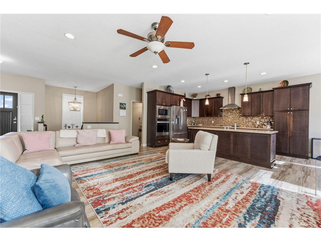 15672 Fairchild Way Apple Valley MN 55124 7046567 image7