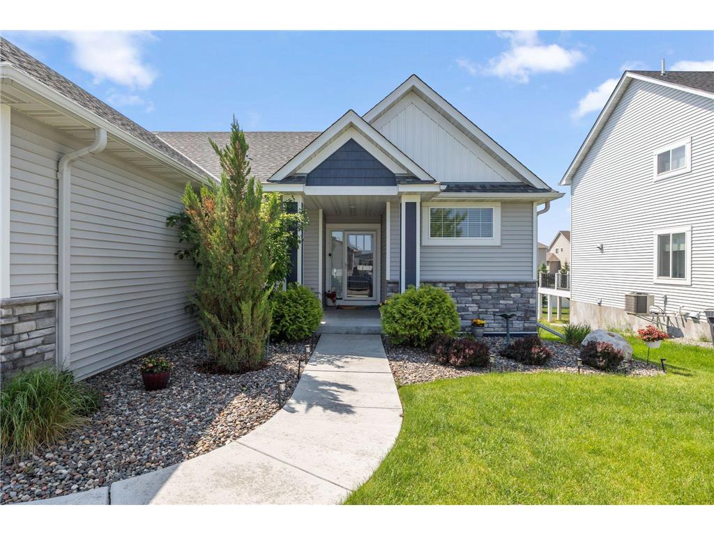 15672 Fairchild Way Apple Valley MN 55124 7081153 image2