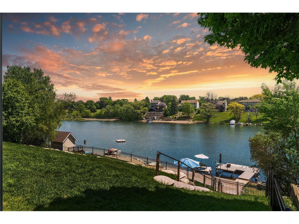 15680 Highview Drive Apple Valley MN 55124 - Lac Lavon 6535625 image1