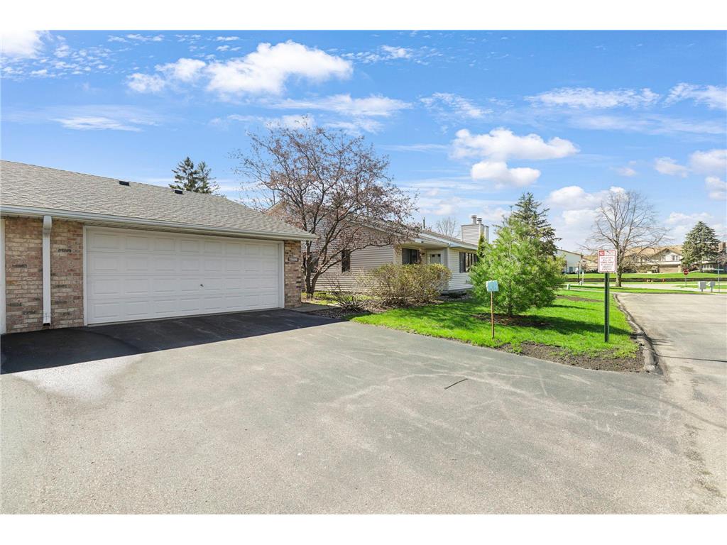 15686 Hallmark Way Apple Valley MN 55124 6529358 image1