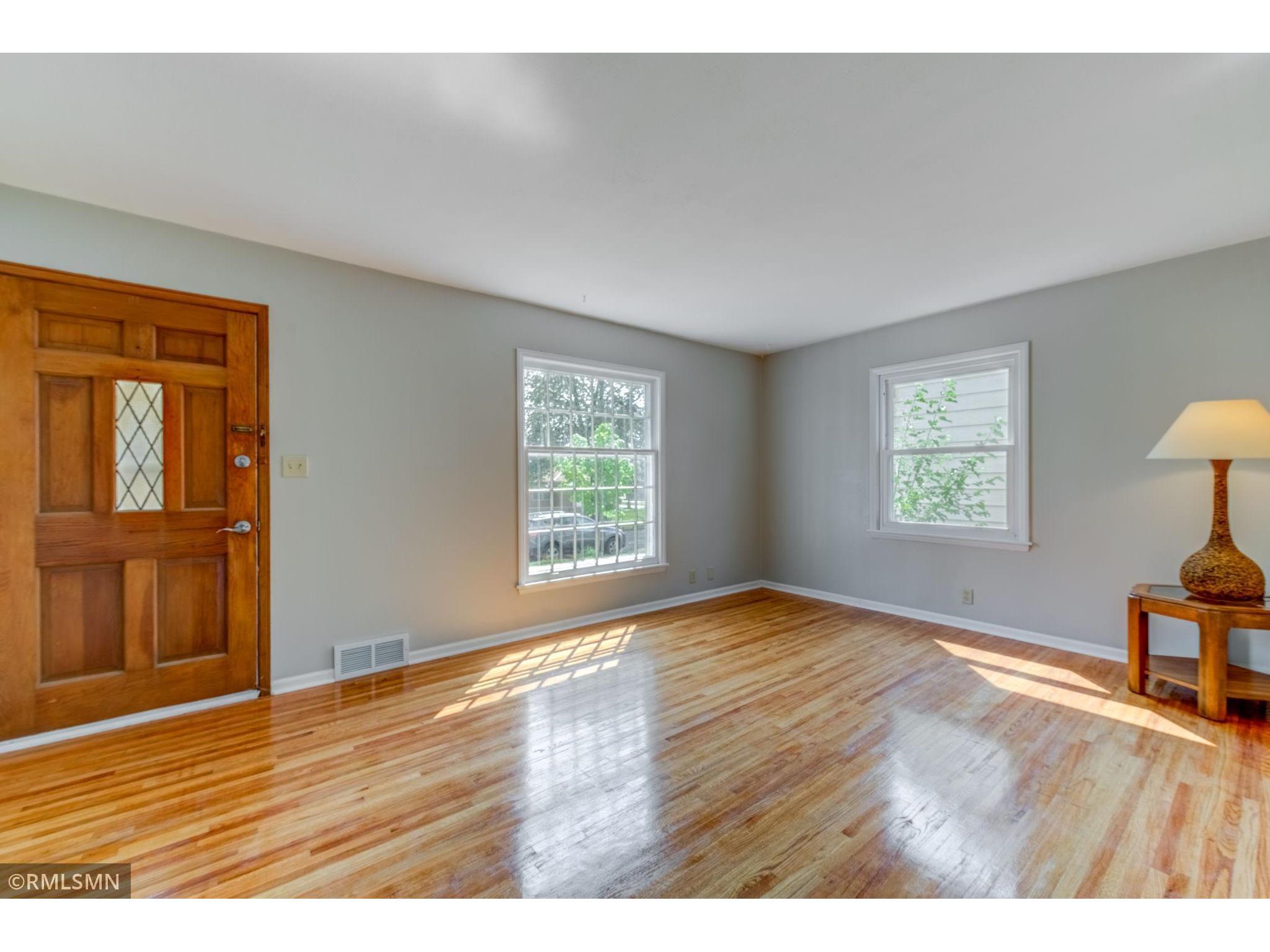 1569 Marion Street Saint Paul MN 55117 6086786 image1