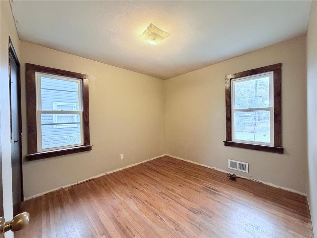 1569 Montana Avenue E Saint Paul MN 55106 6822488 image8