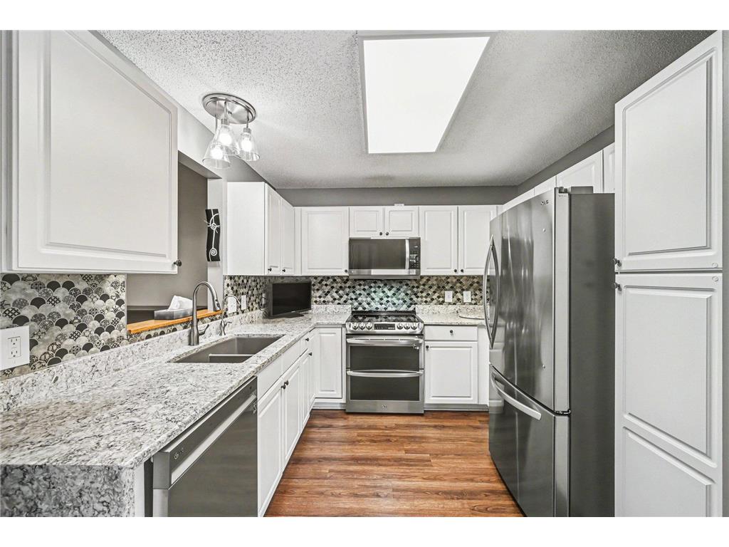 15691 Flackwood Way Apple Valley MN 55124 7053742 image11