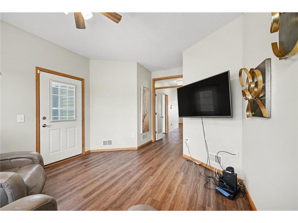 15691 Flackwood Way Apple Valley MN 55124 7053742 image14