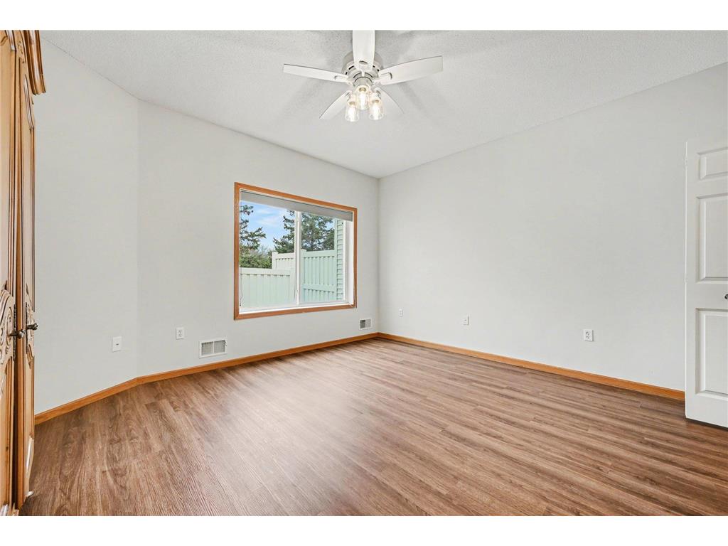 15691 Flackwood Way Apple Valley MN 55124 7053742 image19
