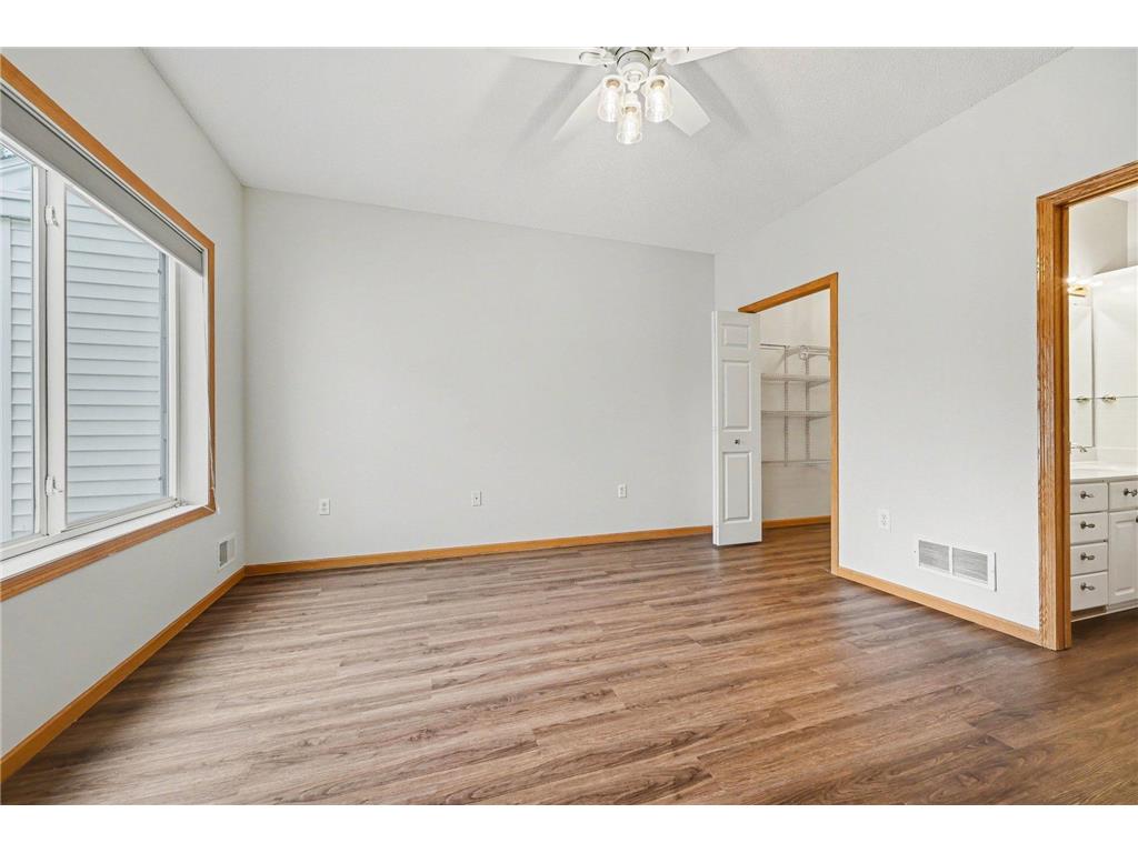 15691 Flackwood Way Apple Valley MN 55124 7053742 image20