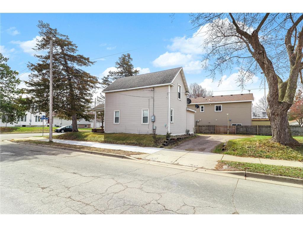 157 9th Avenue N Waite Park MN 56387 7055613 image2