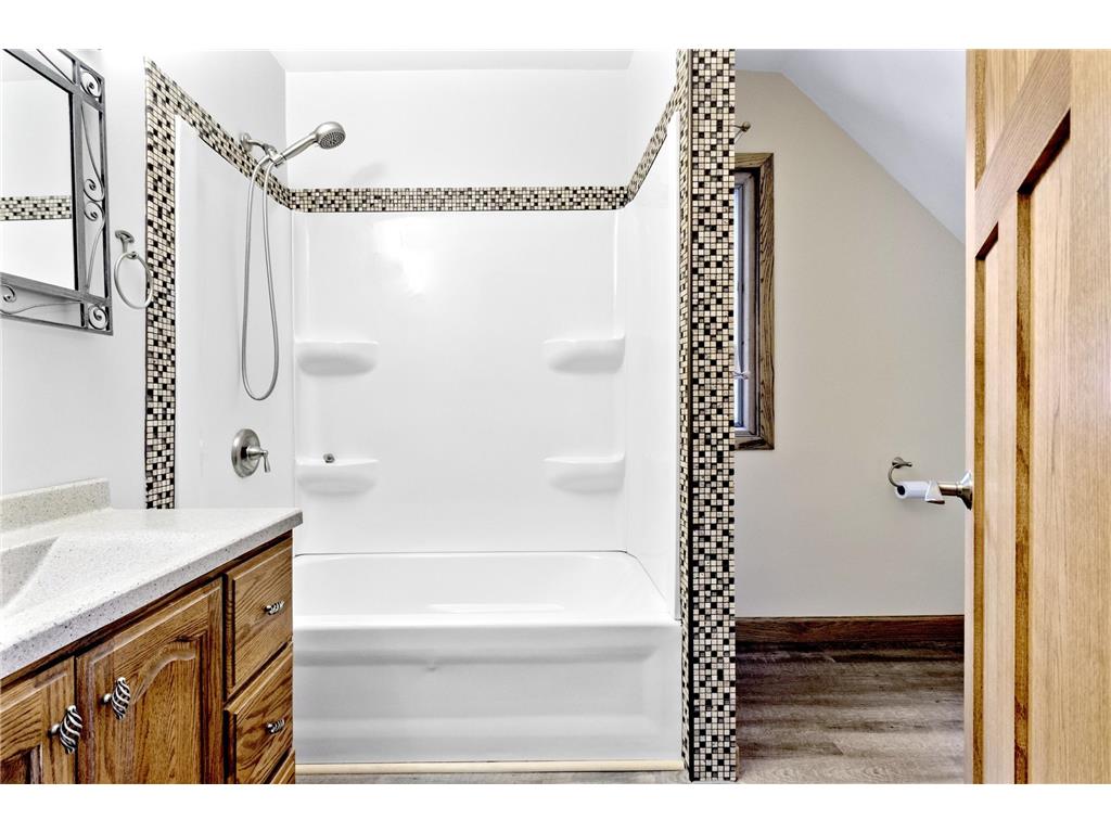 157 Bates Avenue Saint Paul MN 55106 7095579 image19