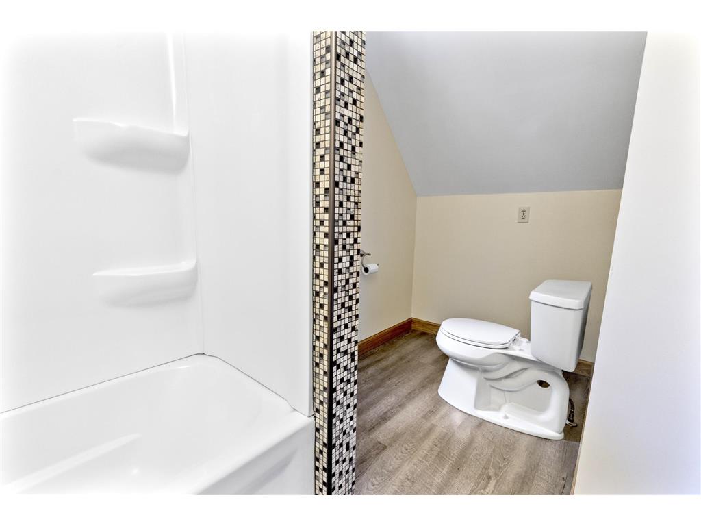 157 Bates Avenue Saint Paul MN 55106 7095579 image20