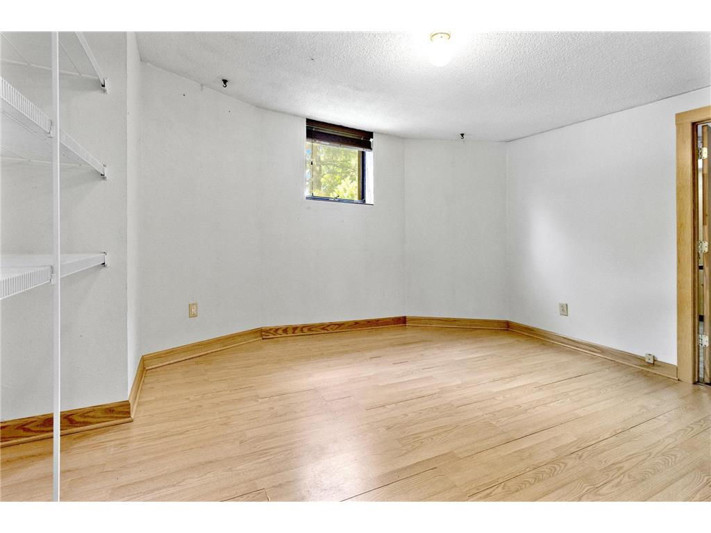157 Bates Avenue Saint Paul MN 55106 7095579 image22