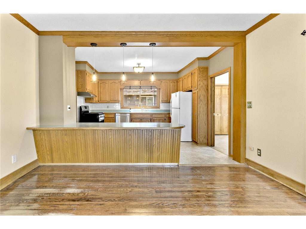 157 Bates Avenue Saint Paul MN 55106 7095579 image4