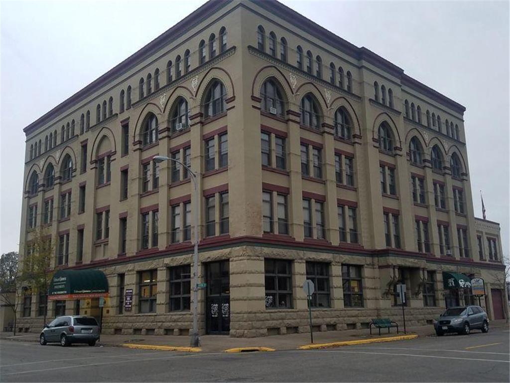 157 W 3rd Street Winona MN 55987 6239336 image1