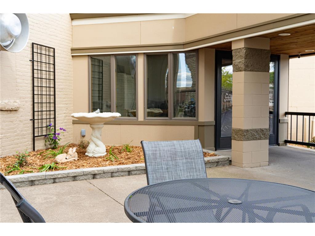 157 W 3rd Street Winona MN 55987 6730405 image17