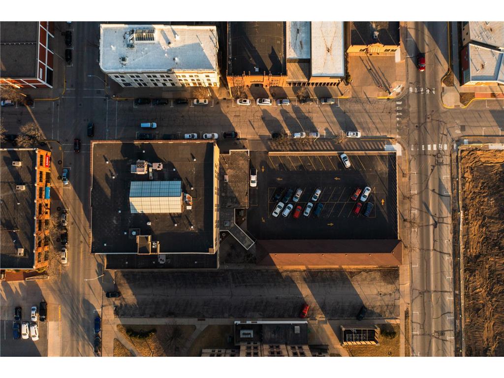 157 W 3rd Street Winona MN 55987 6730405 image23