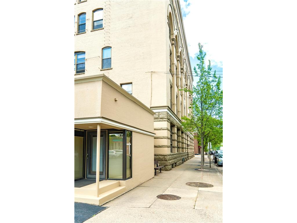 157 W 3rd Street Winona MN 55987 7046317 image14