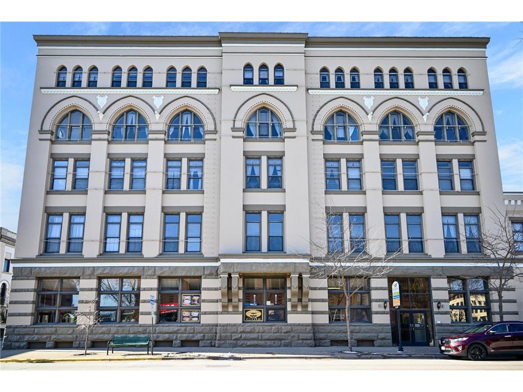 157 W 3rd Street Winona MN 55987 7046317 image2