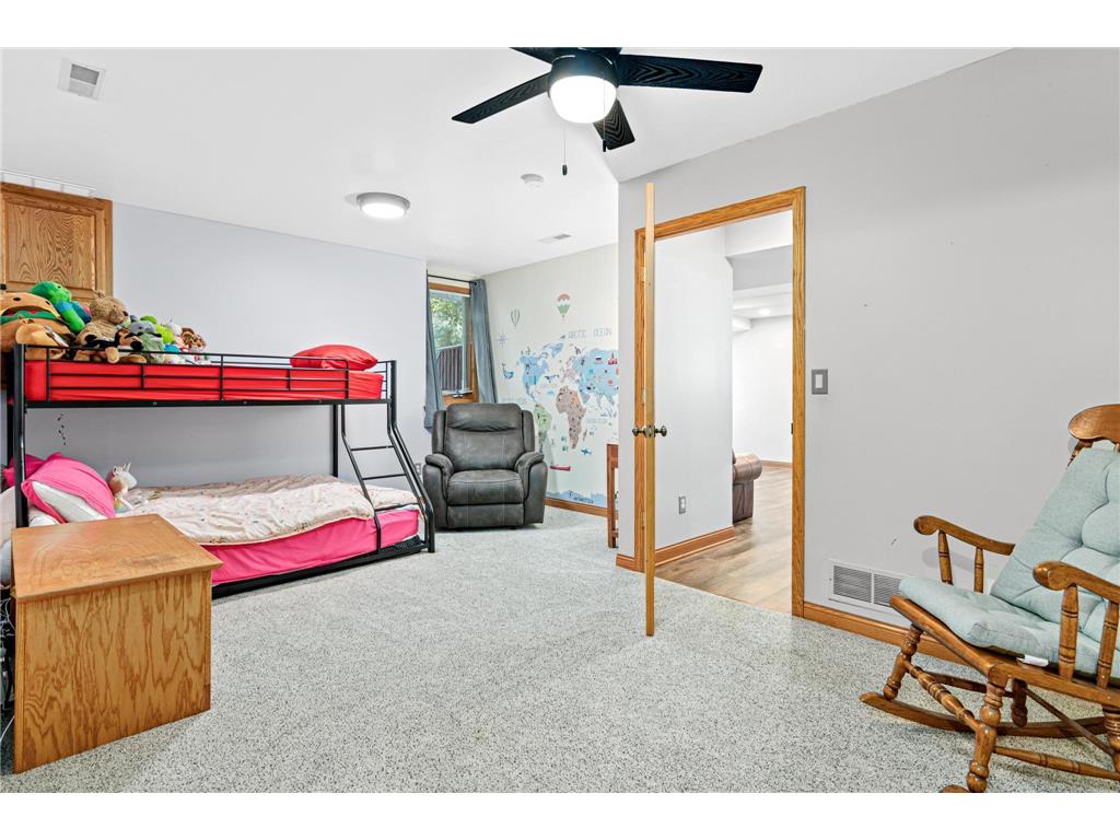 1570 Lakeview Curve Eagan MN 55122 7082978 image16
