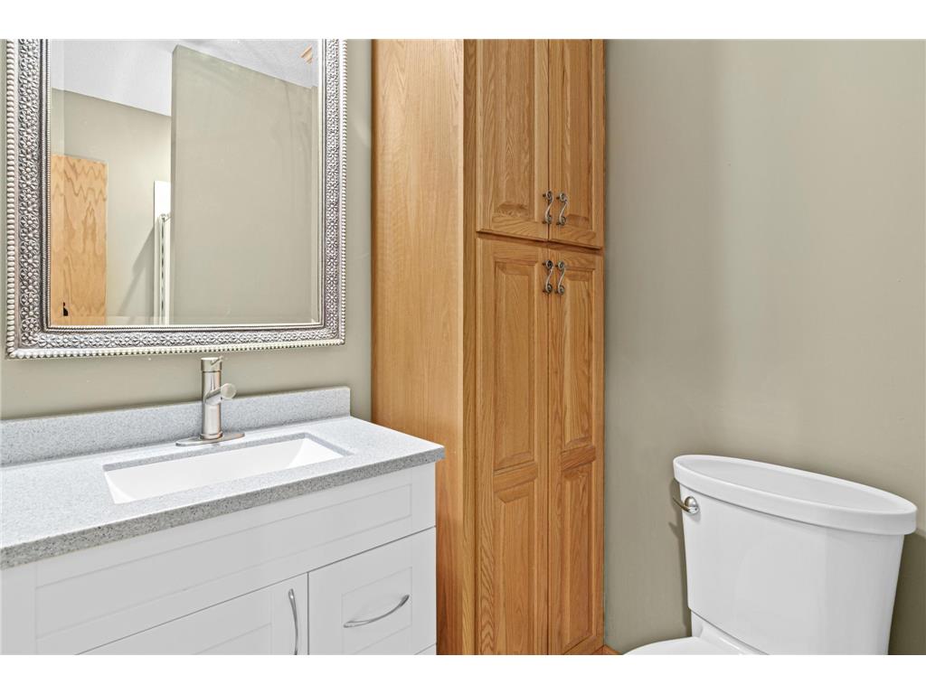 1570 Lakeview Curve Eagan MN 55122 7082978 image20