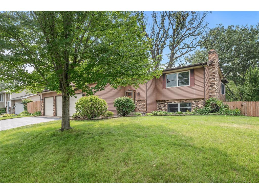 1570 Lois Drive, Shoreview, MN, 55126 MLS 6383566 Edina Realty