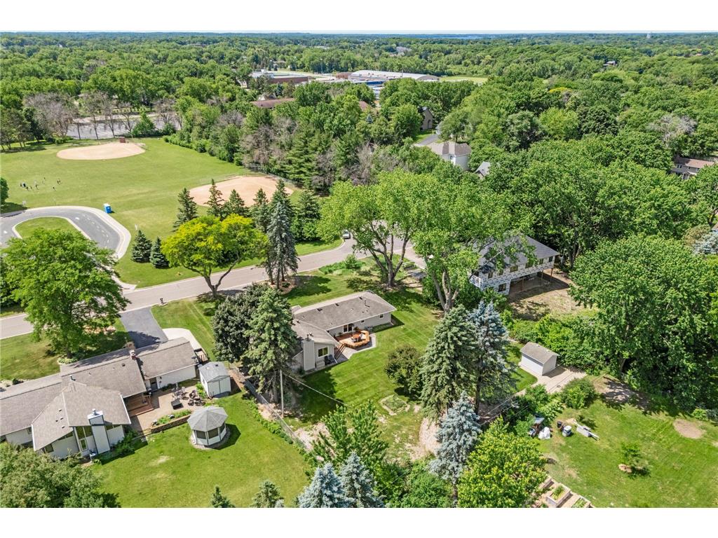 15700 5th Avenue N Plymouth MN 55447 7084684 image37