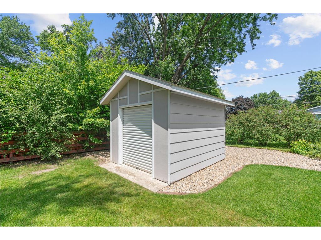 15700 5th Avenue N Plymouth MN 55447 7084684 image39