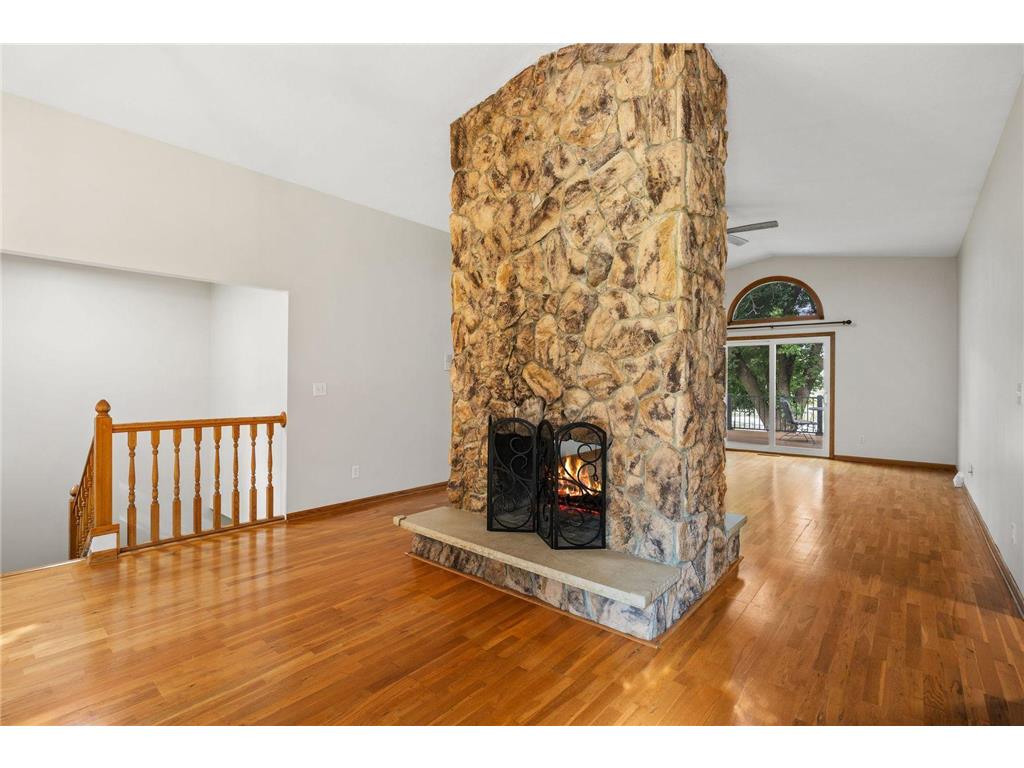 15700 Logarto Lane Burnsville MN 55306 - Crystal 7099578 image24