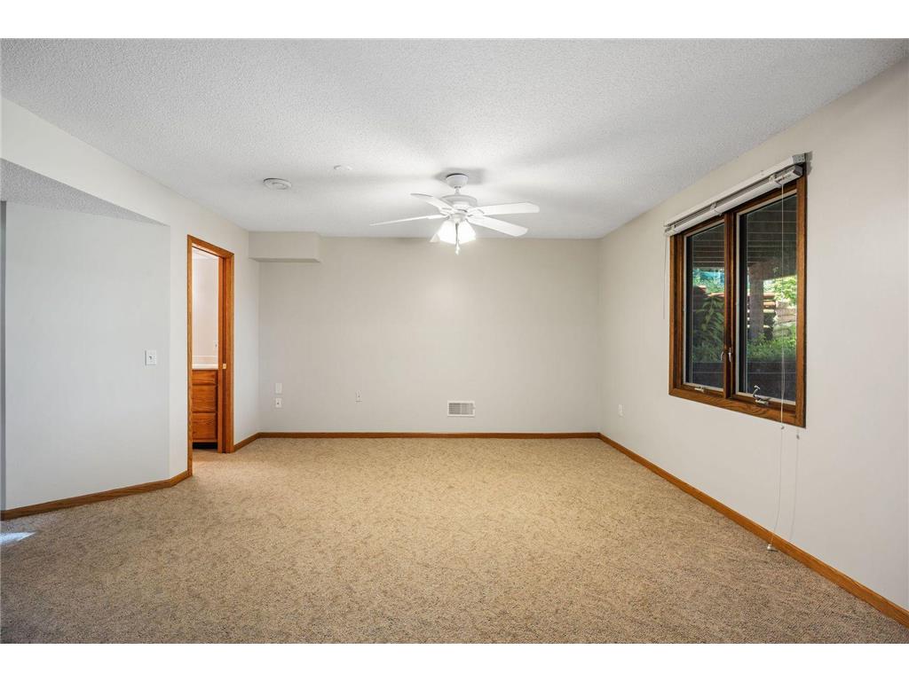 15700 Logarto Lane Burnsville MN 55306 - Crystal 7099578 image38