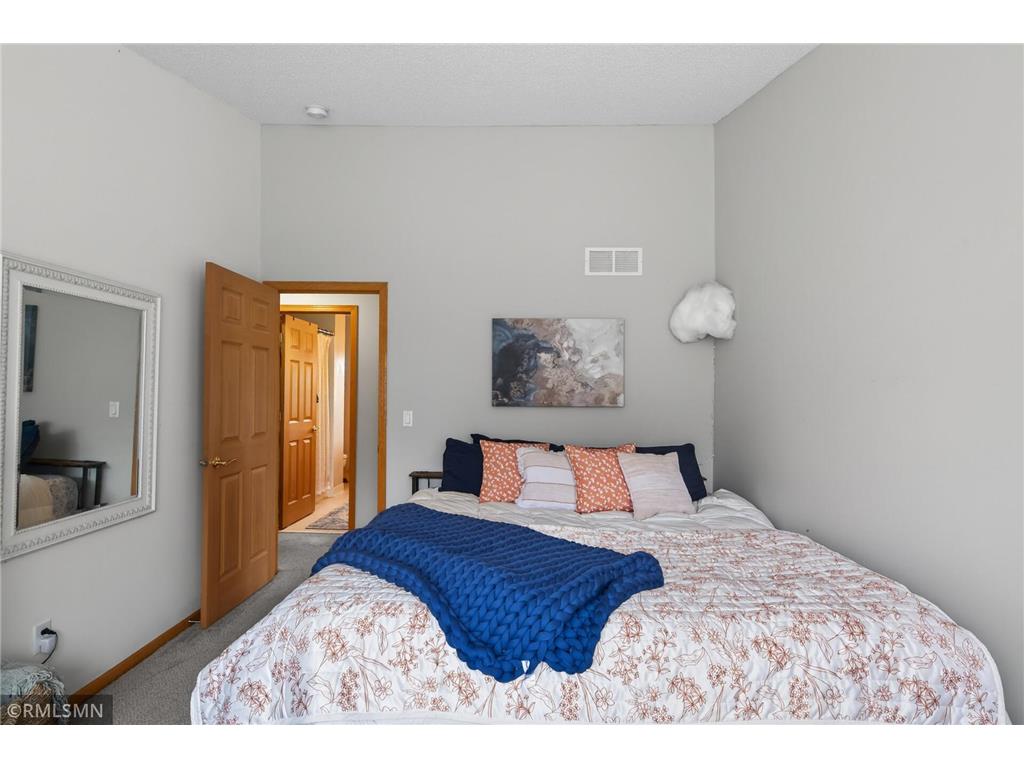 15705 25th Place N #C Plymouth MN 55447 7045572 image18