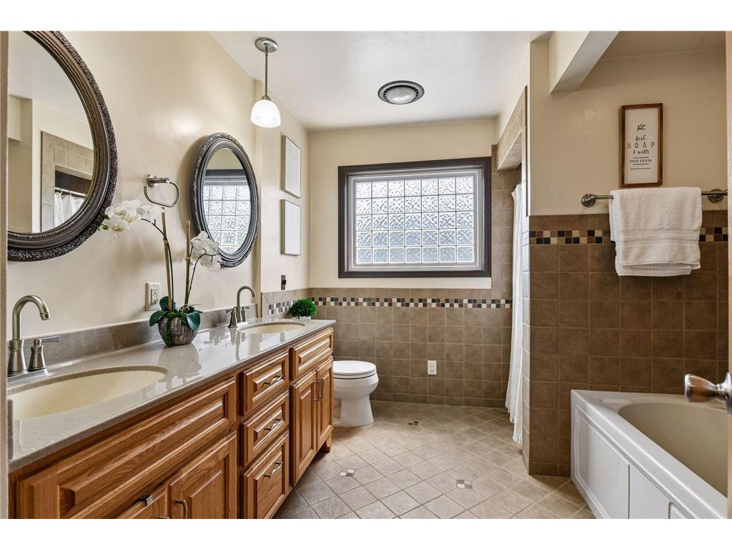 15710 Highway 5 And 25 Young America Twp MN 55397 7058142 image15