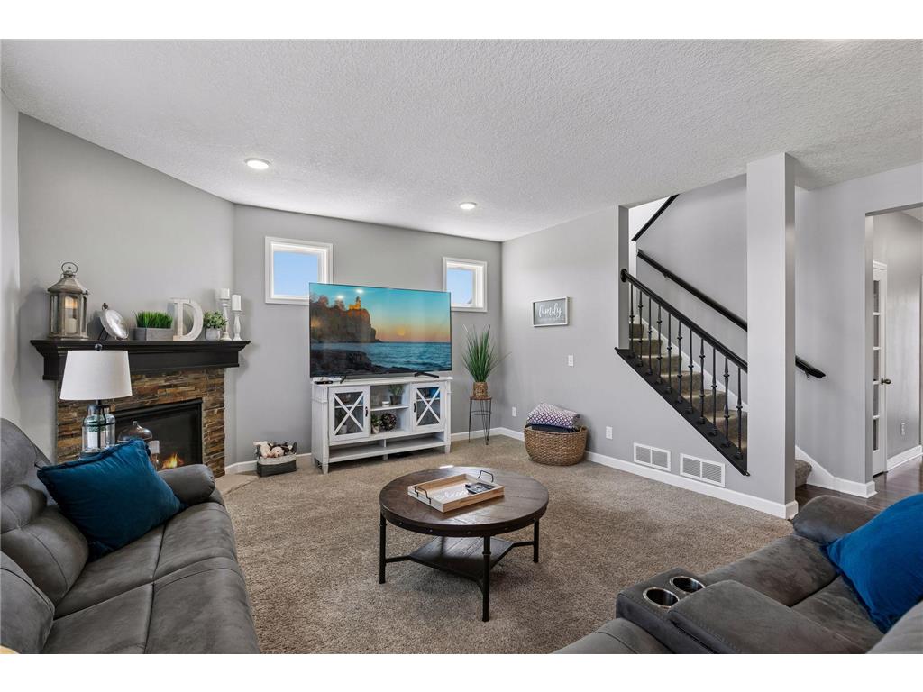15711 Fair Hill Way Apple Valley MN 55124 7071098 image8
